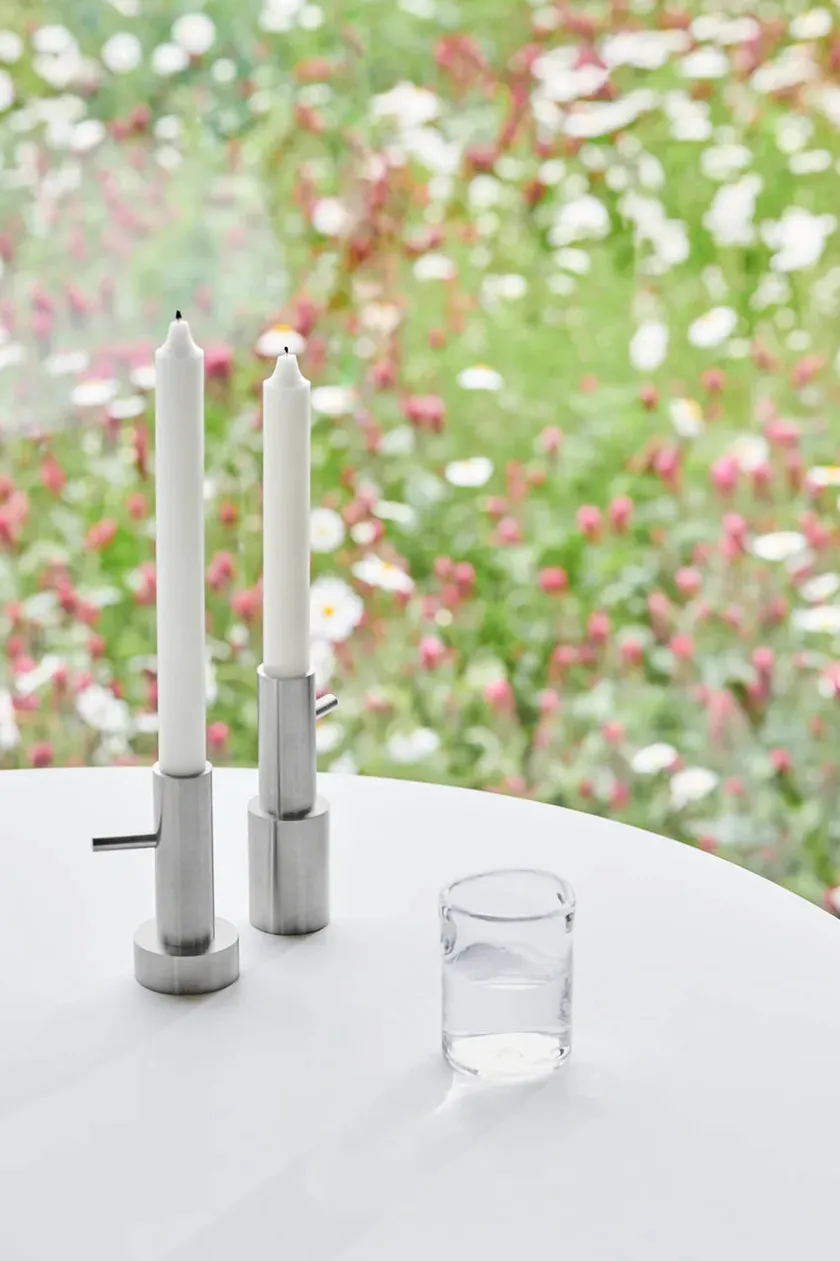 Fritz Hansen Lysestager<Lysestage #2 stål af Jaime Hayon