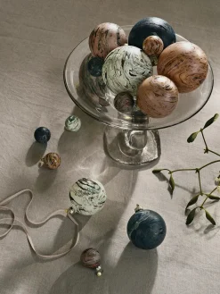 Ferm Living Juletræspynt<Marble Baubles, M, sæt á 4 stk. fra