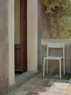 New Works Havestole<May Chair, light grey fra