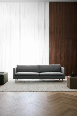 Mogens Hansen Sofaer<MH276 4 pers. sofa i Re-Wool fra