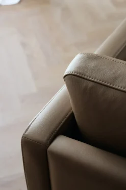 Mogens Hansen Sofaer<MH276 4 pers. sofa i Re-Wool fra