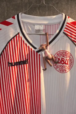 Kay Bojesen Gaver Til Ham|Figurer<Mini Abe x DBU 86 Away af