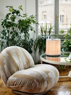 GUBI Spots<Model 597 Bordlampe fra