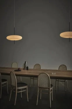 Astep Pendler|Spots<Model 2065 Pendel, hvide skærme med hvid ledning fra