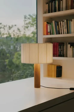 Santa & Cole Spots<Moragas Bordlampe fra Santa and Cole