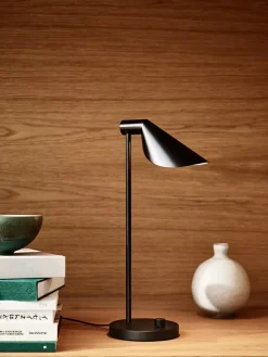 Fritz Hansen Skrivebordslamper|Spots<MS022 Bordlampe, stål fra