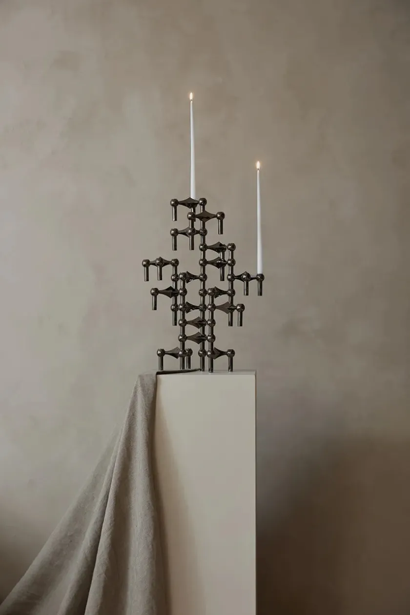 STOFF Nagel Lysestager<Nagel Lysestage, sort krom fra