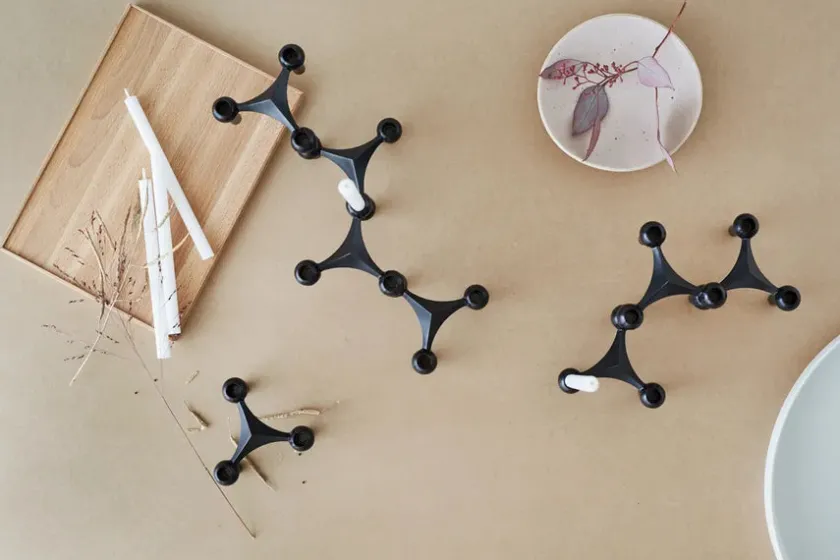 STOFF Nagel Lysestager<Nagel Lysestage, sort krom fra