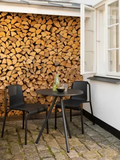 Houe Havestole<Nami Spisestol m/armlæn fra