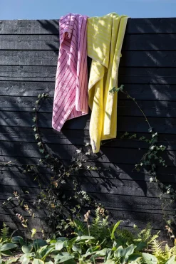 Bongusta Gaver Til Ham|Gaver Til Hende<Naram towel - Sea foam & Deep teal fra