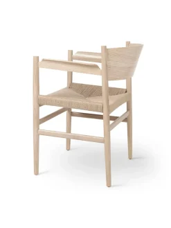 Mater Spisebordsstole<Nestor armstol, mat lakeret eg fra