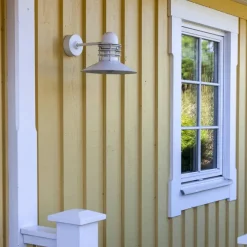 Louis Poulsen Væglamper|Spots<Nyhavn, hvid væglampe fra