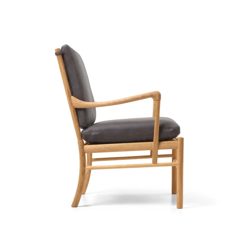 Carl Hansen & Søn Loungestole|Lænestole<OW149 Colonial lænestol, eg olie, Terra-læder af Ole Wanscher