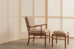 Carl Hansen & Søn Skamler|Fodskamler<OW149F Fodskammel til Colonial lænestol, valnød olie, Terra-læder af Ole Wanscher