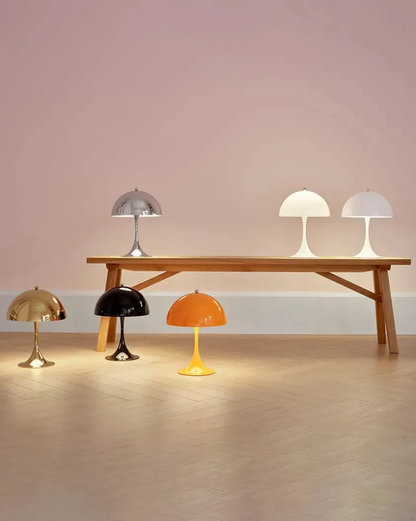 Louis Poulsen Spots<Panthella 250 bordlampe, messing af Verner Panton