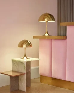 Louis Poulsen Spots<Panthella 250 bordlampe, orange af Verner Panton