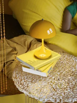 Louis Poulsen Portable Lamper|Spots<Panthella 160 Portable V3, opaque yellow af Verner Panton