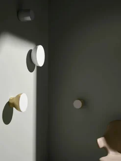 &Tradition Væglamper|Spots<Passepartout væglampe JH12 af Jaime Hayon