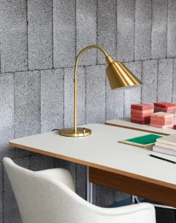 &Tradition Skriveborde<Pavilion Skrivebord AV16 fra