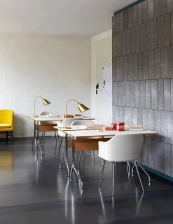 &Tradition Skriveborde<Pavilion Skrivebord AV16 fra