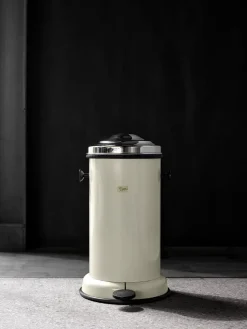 Vipp Pedalspande<Pedalspand 15 - 14 L, Holger's Beige fra