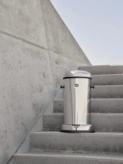 Vipp Pedalspande<Pedalspand 15 - 14 L, Stainless Steel fra