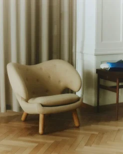 House of Finn Juhl Lænestole<Pelikan stol, eg klar olie af Finn Juhl
