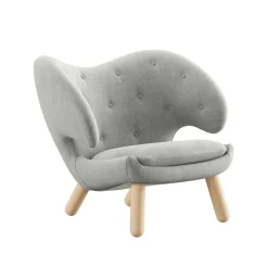 House of Finn Juhl Lænestole<Pelikan stol, valnød af Finn Juhl