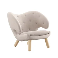 House of Finn Juhl Lænestole<Pelikan stol, valnød af Finn Juhl