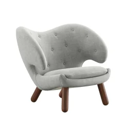 House of Finn Juhl Lænestole<Pelikan stol, valnød af Finn Juhl