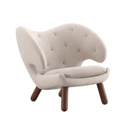 House of Finn Juhl Lænestole<Pelikan stol, valnød af Finn Juhl