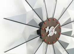 Vitra Gaver Til Ham|Vægure<Petal Clock fra