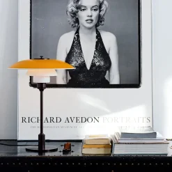 Louis Poulsen Spots<PH 3½-2½ Bordlampe, gul af Poul Henningsen