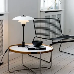 Louis Poulsen Spots<PH 3½-2½ bordlampe, hvid af Poul Henningsen