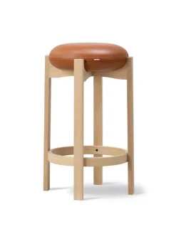 Fredericia Furniture Barstole<Pioneer Bar Stool, lacquered oak/max 95 fra