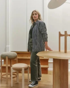 Fredericia Furniture Barstole<Pioneer Bar Stool, smoked oak/primo 86 fra