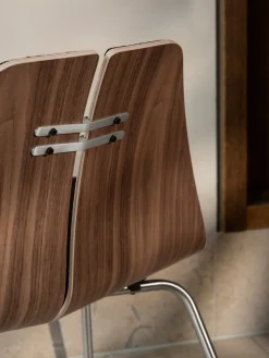 Fritz Hansen Lænestole<PK23 forsidepolstret, Oak af Poul Kjærholm