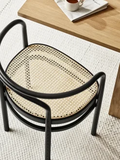 Fritz Hansen Spisebordsstole<PK15 Stol, sortfarvet ask af Poul Kjærholm