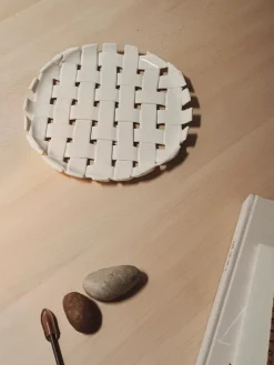 Ferm Living Service<Plait Platter fra