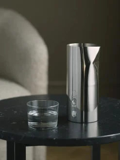 New Works Kander|Service<Pleat Pitcher fra