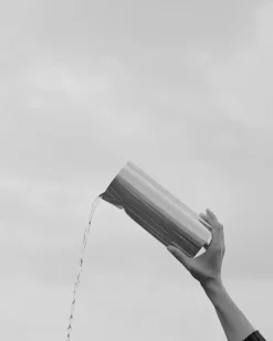 New Works Kander|Service<Pleat Pitcher fra