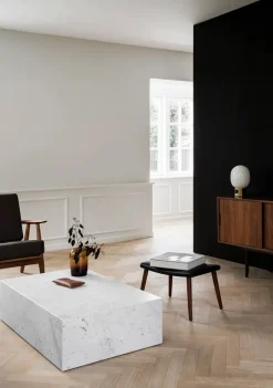 Audo Copenhagen Sofaborde<Plinth Low Sand Kunis Breccia marmor fra