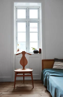 PP Møbler Spisebordsstole<PP250 Jakkens Hvile af Hans J. Wegner