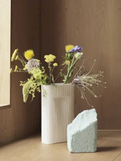 Muuto Vaser<Ridge Vase fra