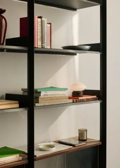 &Tradition Reolsystemer<Rombe, Configuration J fra