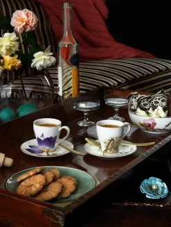 Royal Copenhagen Gaver Til Hende|Service<Flora højhankskop med underkop, Rhododendron