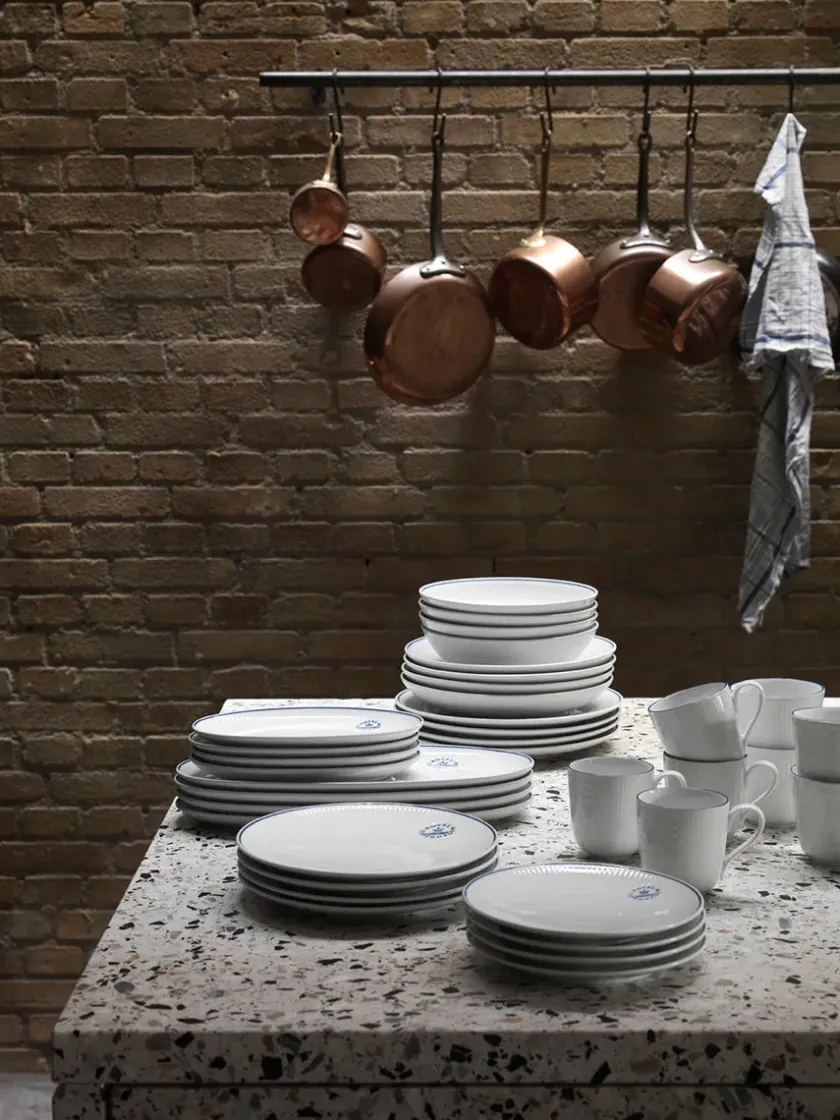 Royal Copenhagen Gaver Til Ham|Gaver Til Hende<Sort Mega Riflet, tallerken 19 cm mønster 6