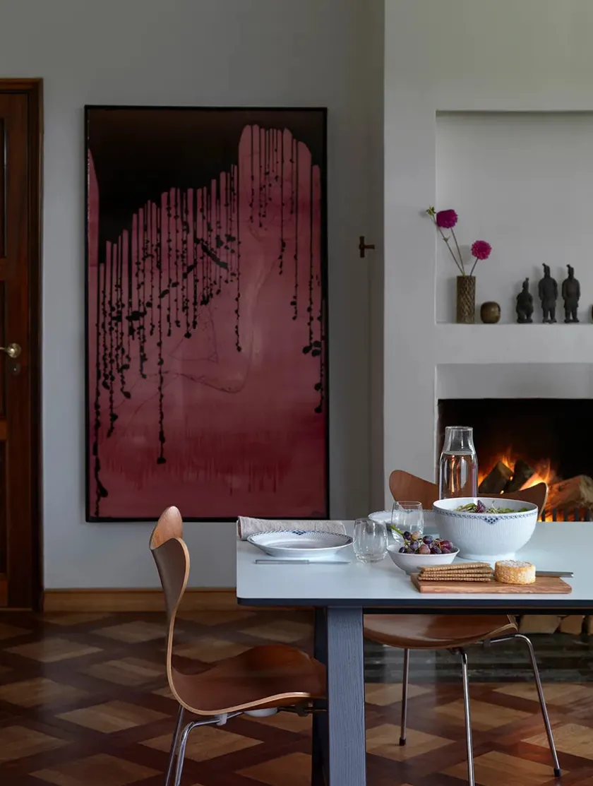 Royal Copenhagen Gaver Til Ham|Service<Sort Mega Riflet, skål 24 cm