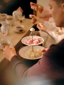 Royal Copenhagen Juleborddækning|Service<Stjerne Riflet Jul, étagère 23 cm