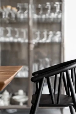 Børn Oaklings Gaver|Gaver Til Børn<Saga Højstol, sortlakeret eg fra